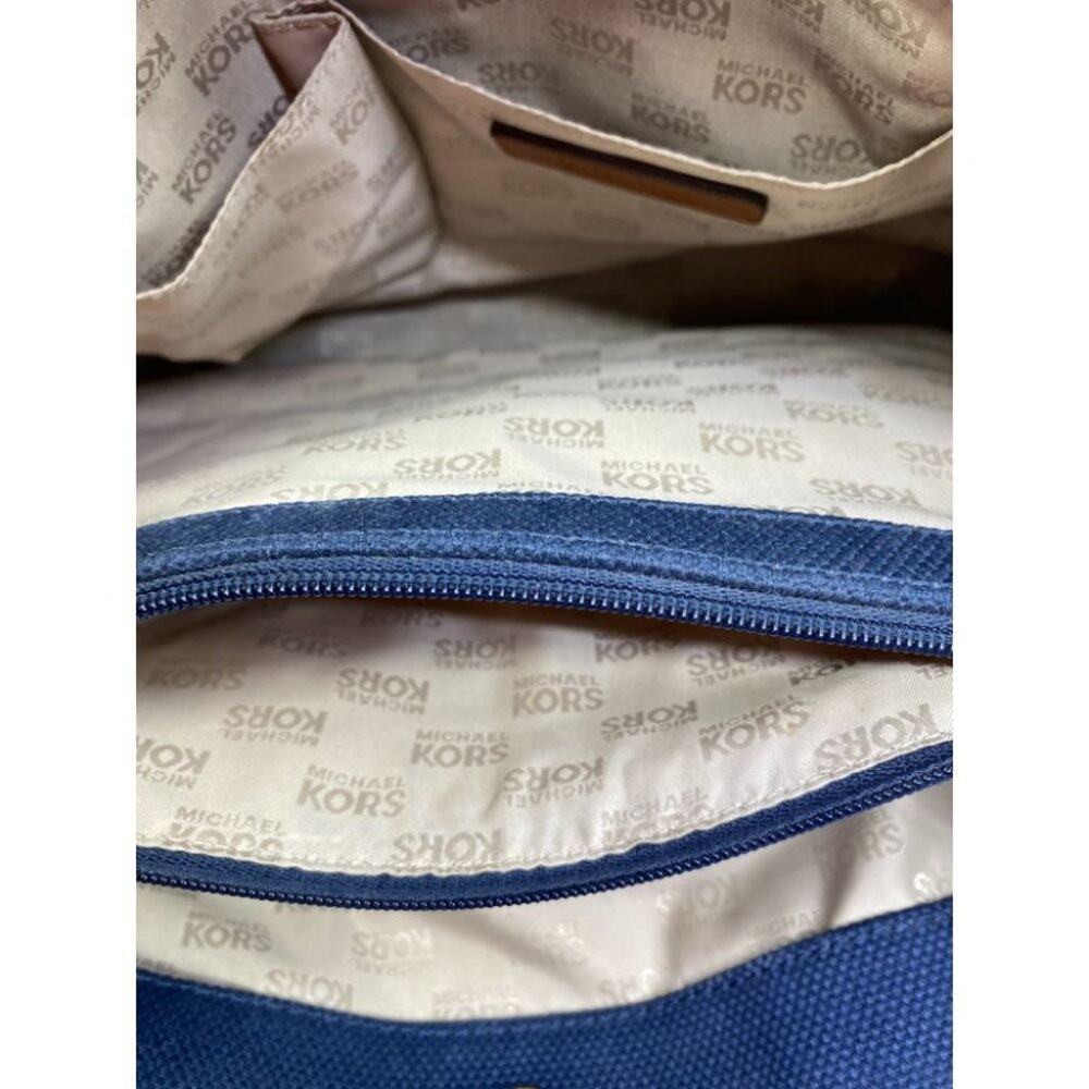 MICHAEL KORS Blue Inter Woven Canvas Shoulder Bag - Picture 15 of 16